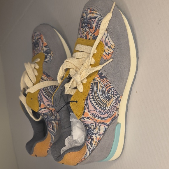 Inkkas Manu Multicolor Jogger Sneakers with Yellow Highlights. NWT - Picture 4 of 8